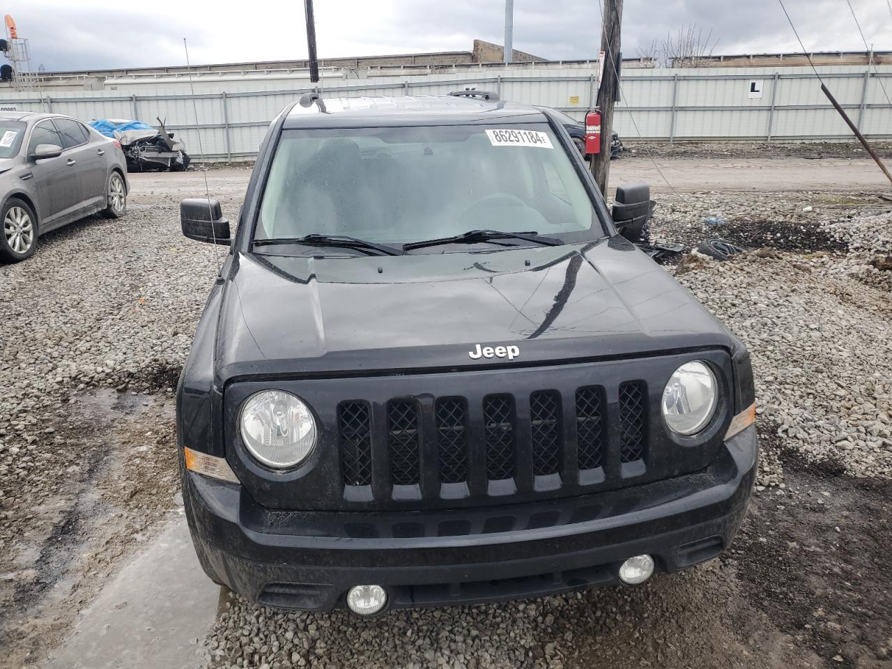 VIN 1C4NJPFA3ED703989 2014 JEEP PATRIOT no.5