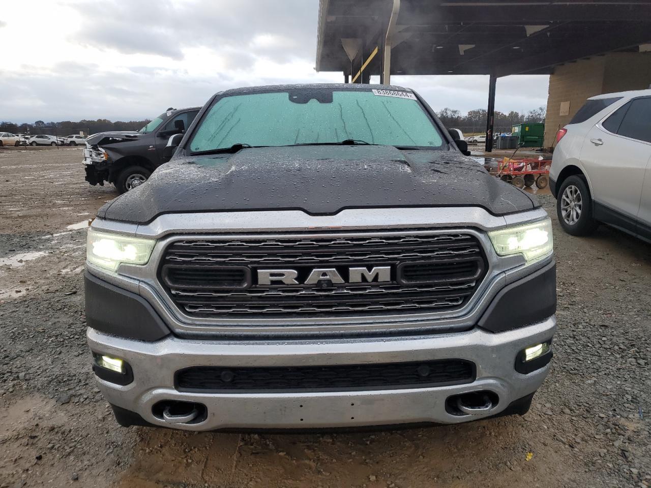 2019 RAM 1500 - Image 5