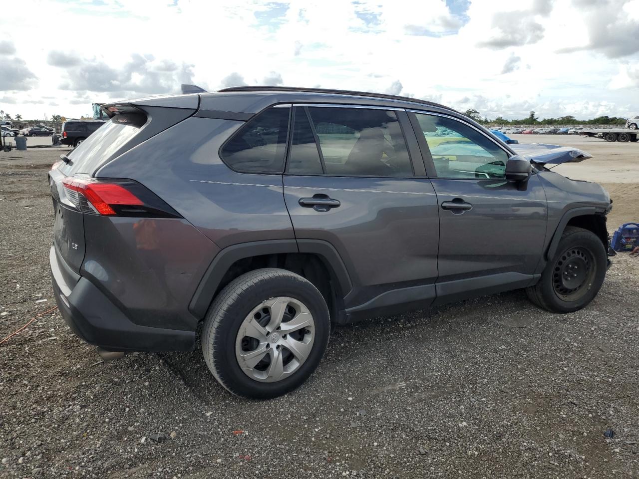 2019 Toyota RAV 4 - Image 3