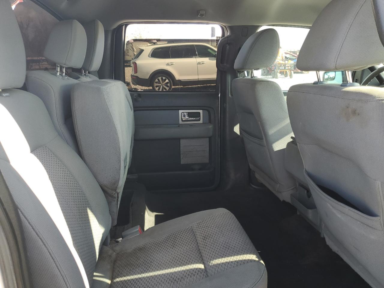 2011 Ford F-150 - Image 10