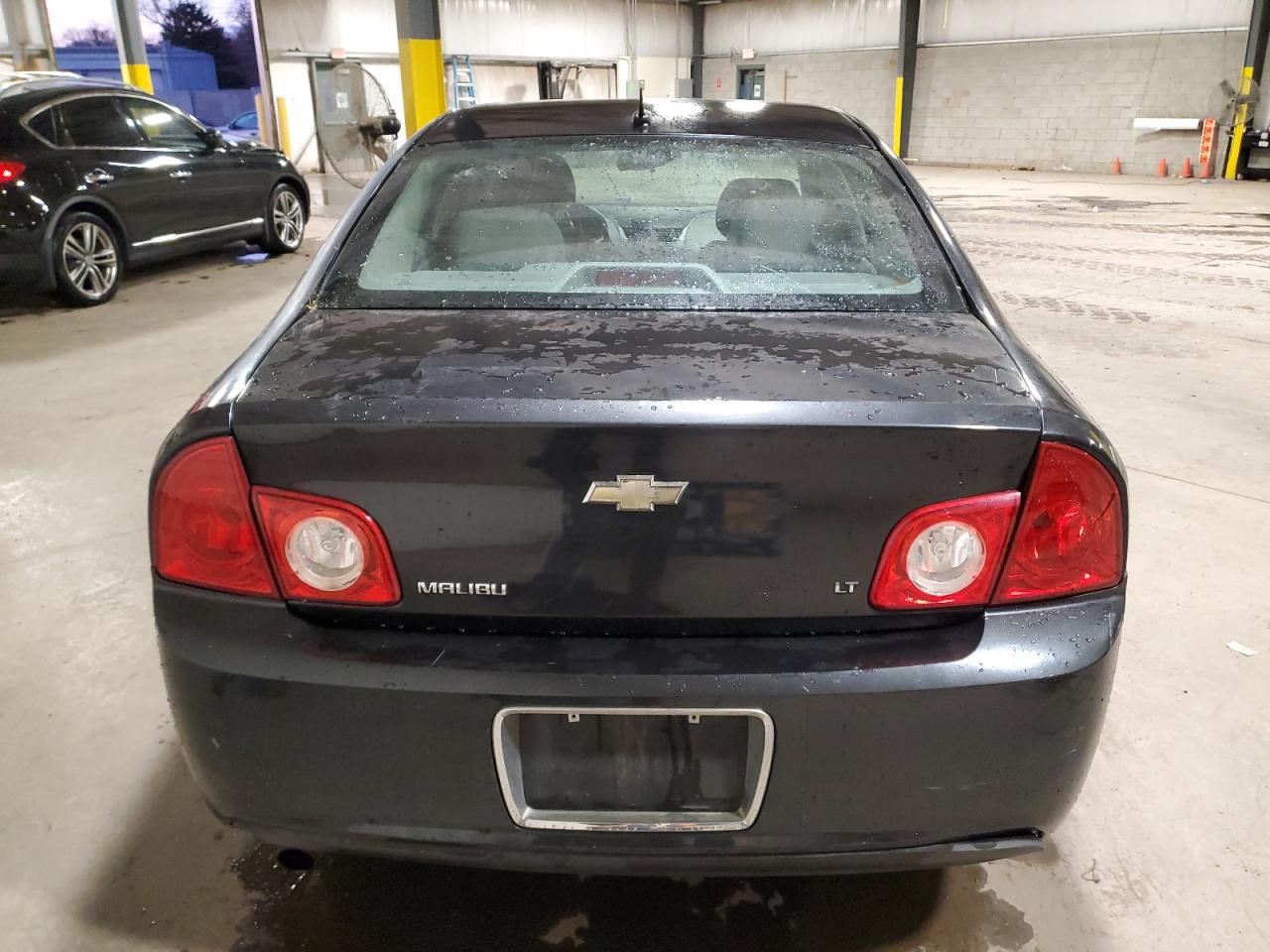 2009 Chevrolet Malibu - Image 6