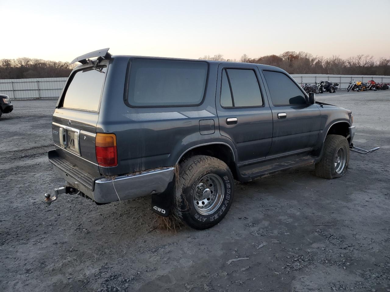 1992 Toyota 4Runner - Image 3