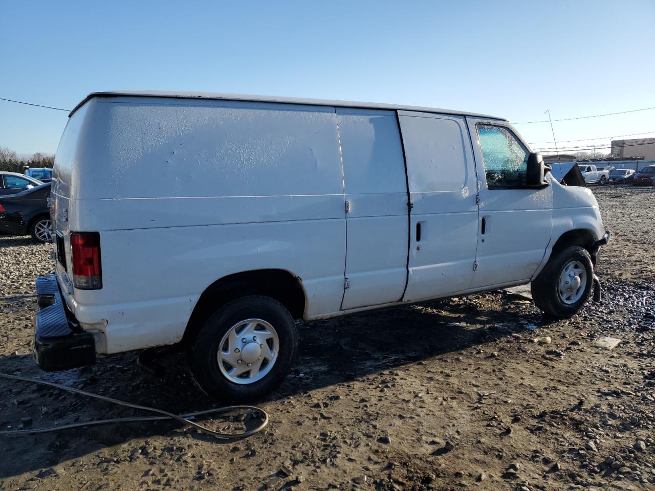 2012 Ford Econoline - Image 3