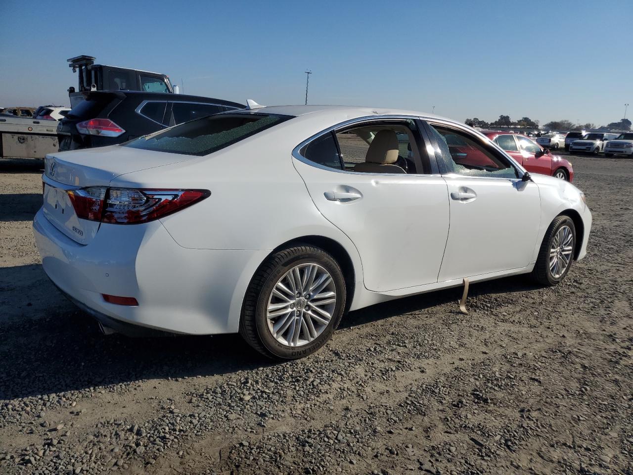 2014 Lexus ES - Image 3