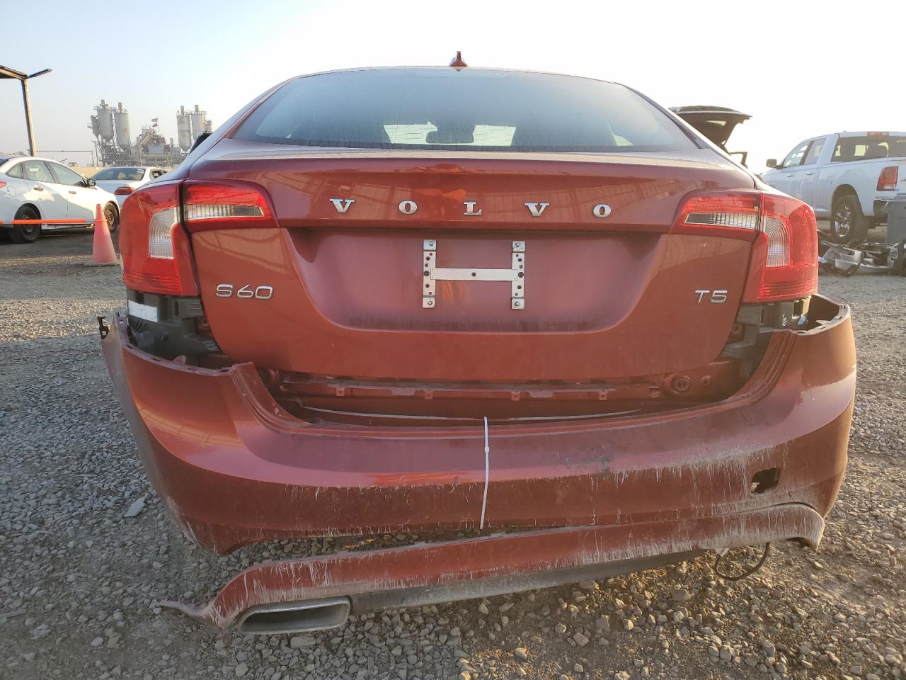 VIN YV1612FS3E2277338 2014 VOLVO S60 no.6