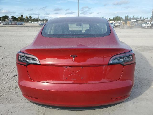 TESLA MODEL 3 2018 Czerwony