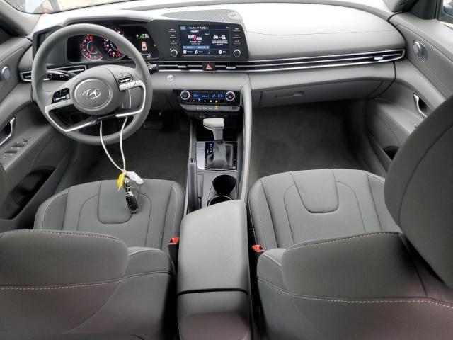  HYUNDAI ELANTRA 2022 Сірий
