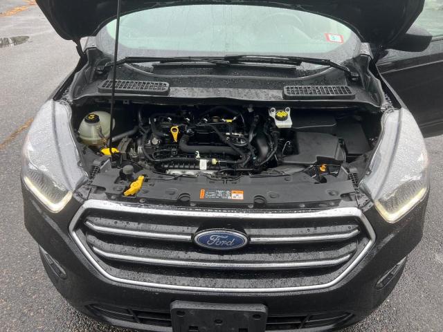  FORD ESCAPE 2019 Чорний