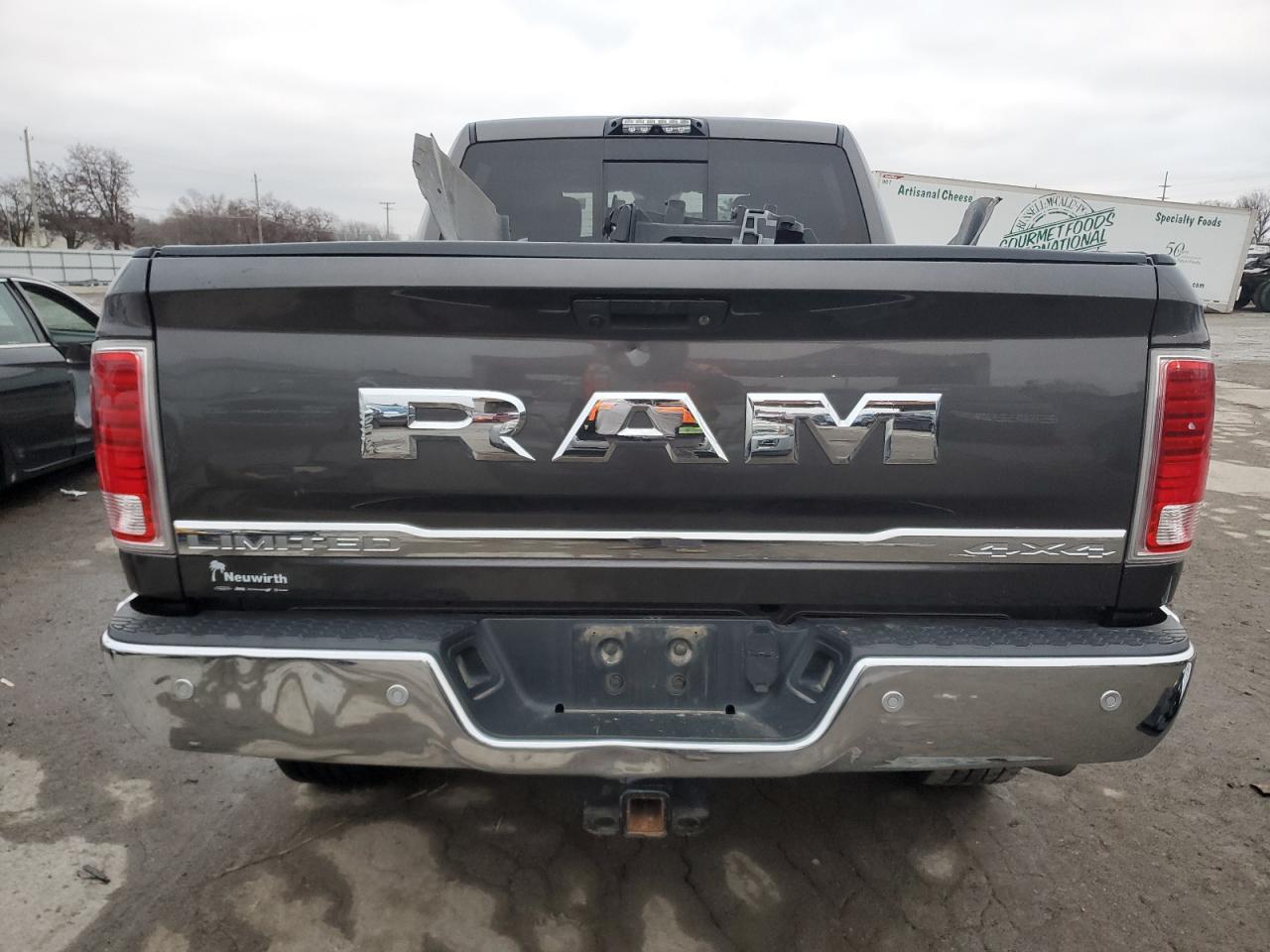 2017 Ram 2500 Longhorn VIN: 3C6UR5GL0HG589490 Lot: 85005274