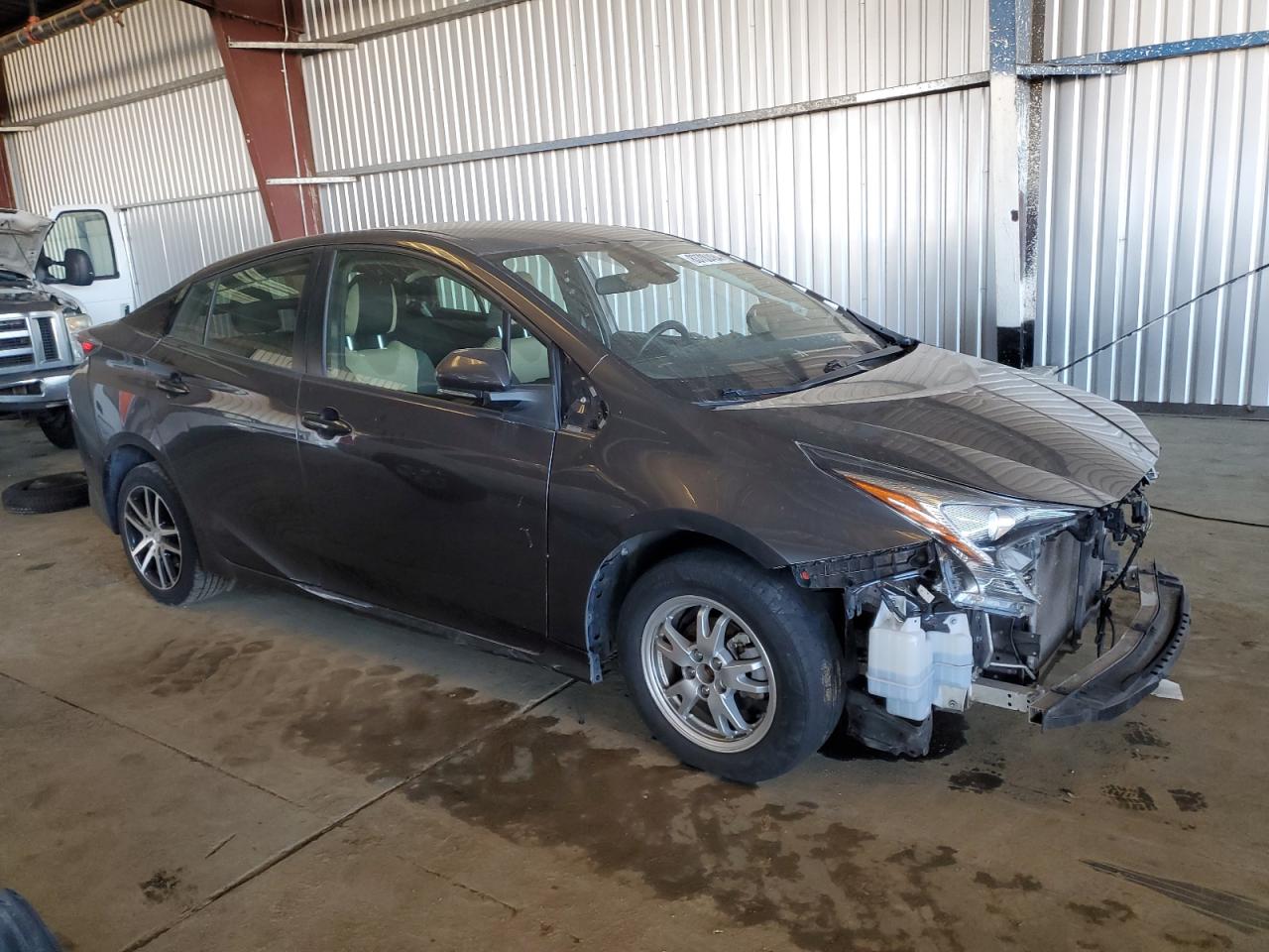 VIN JTDKBRFUXJ3602082 2018 TOYOTA PRIUS no.4