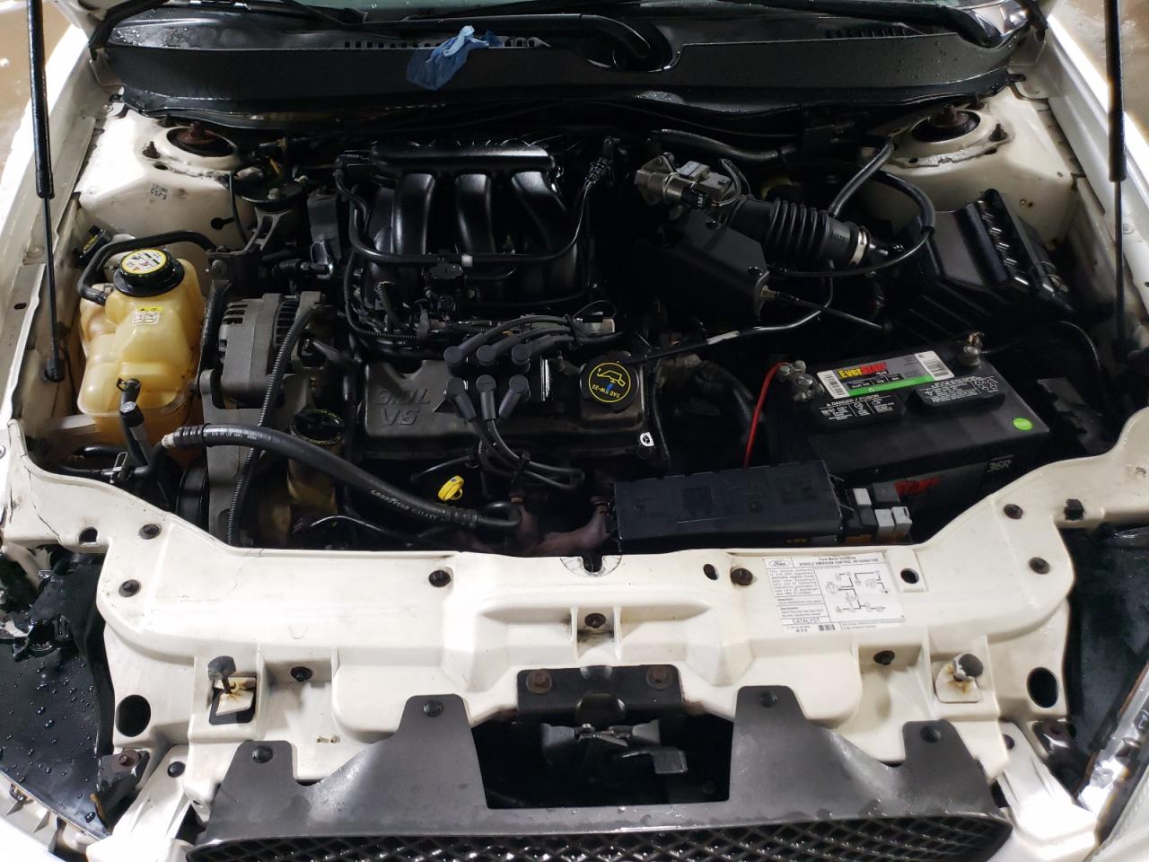2005 Ford Taurus - Image 11