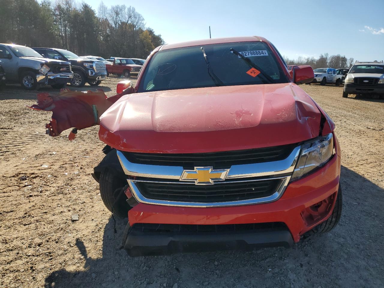 VIN 1GCHSBEA6K1247837 2019 CHEVROLET COLORADO no.5