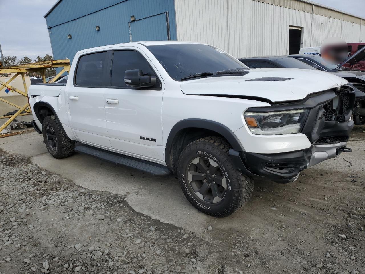 2021 RAM 1500 - Image 4