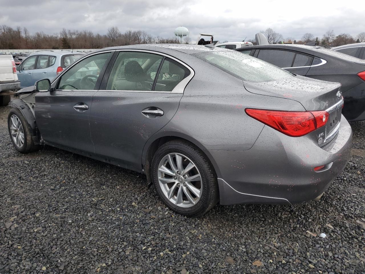 2017 Infiniti Q50 - Image 2