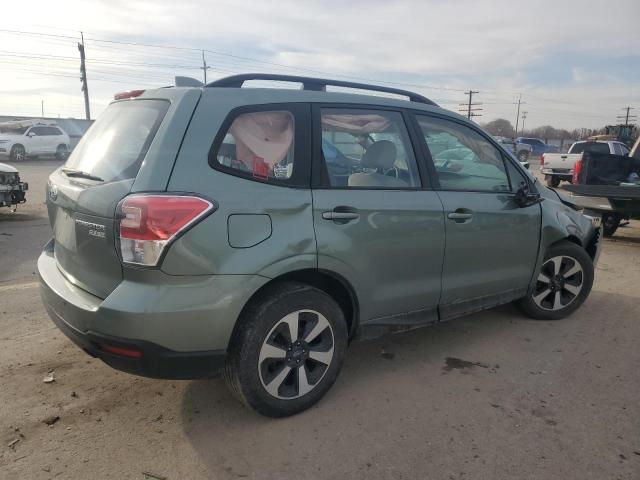  SUBARU FORESTER 2017 Zielony