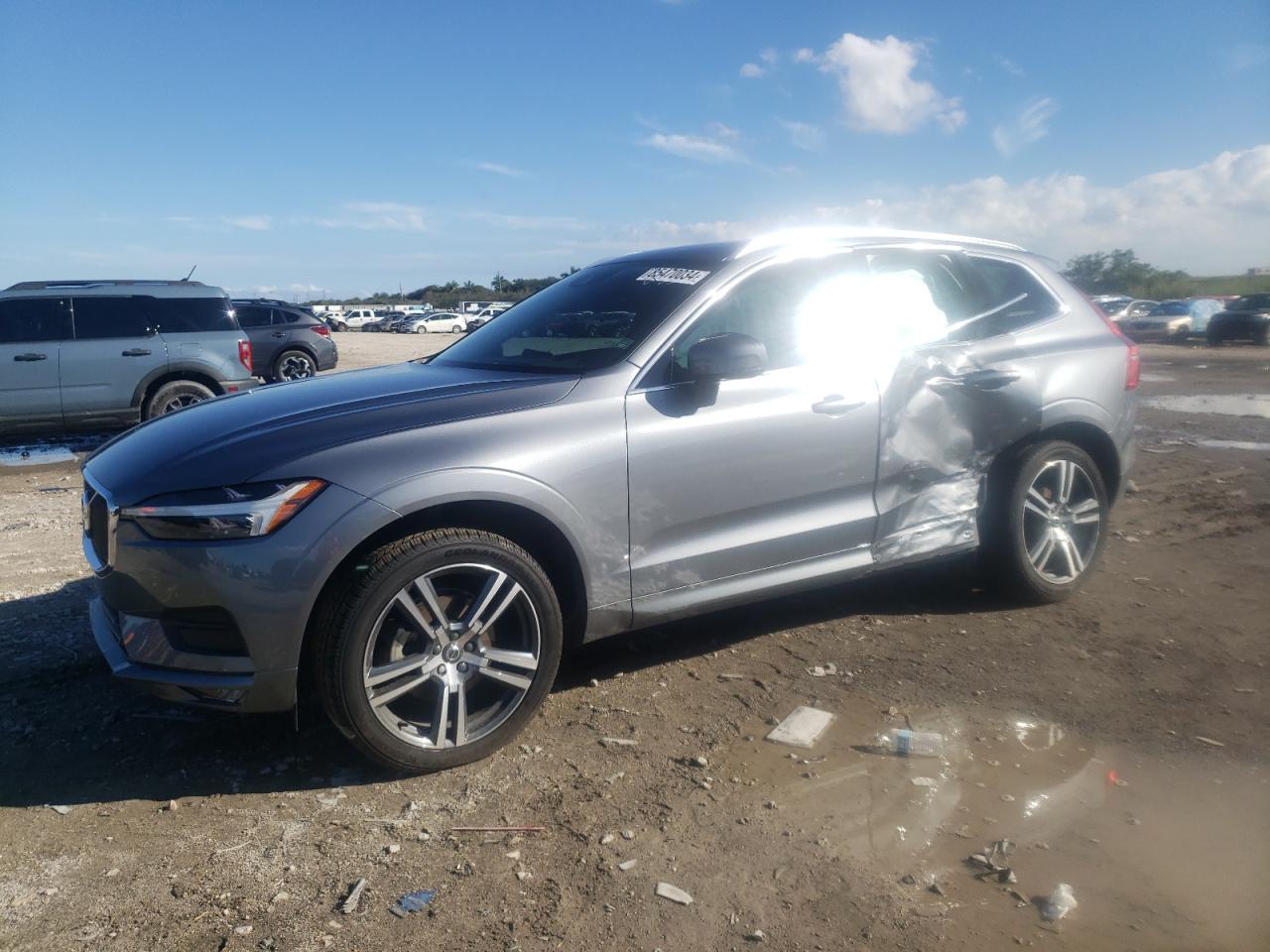 YV4102DK9M1820389 2021 VOLVO XC60 - Image 1