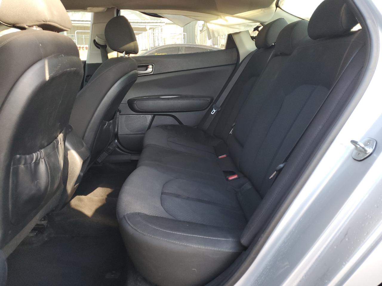 2018 Kia Optima - Image 10
