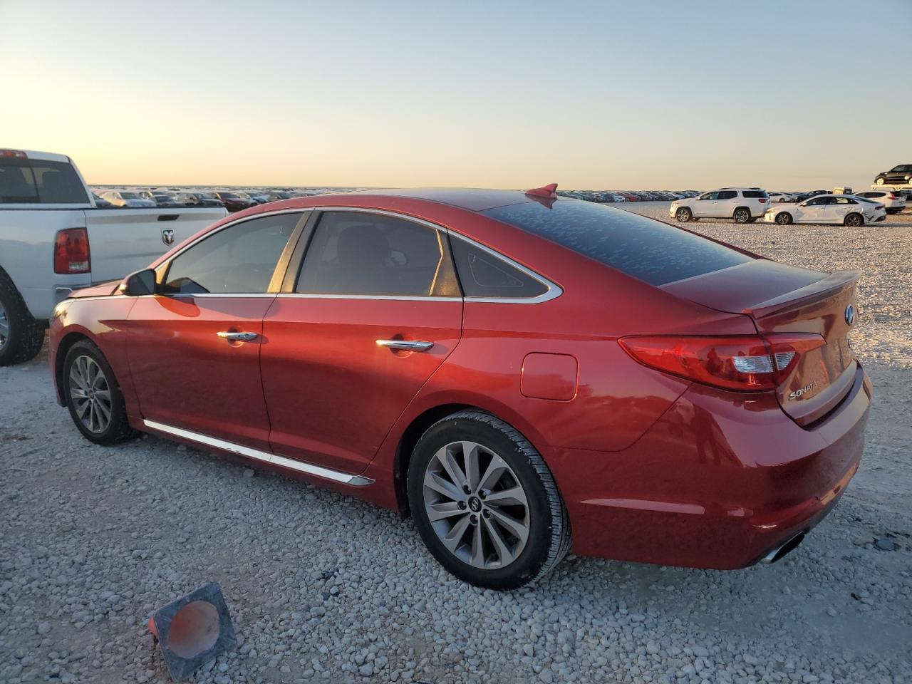 VIN 5NPE34AF8HH469052 2017 HYUNDAI SONATA no.2