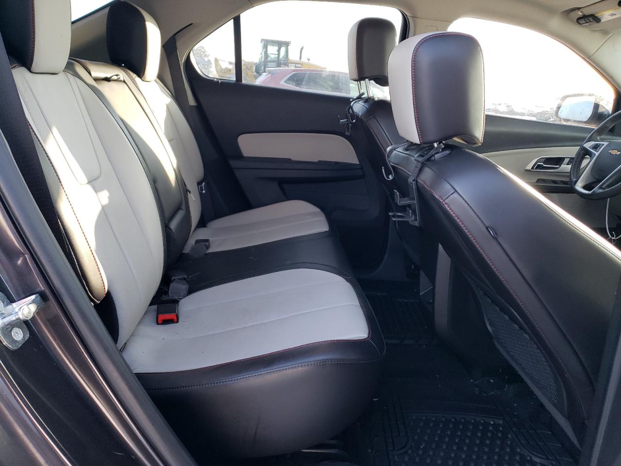 2015 Chevrolet Equinox - Image 12