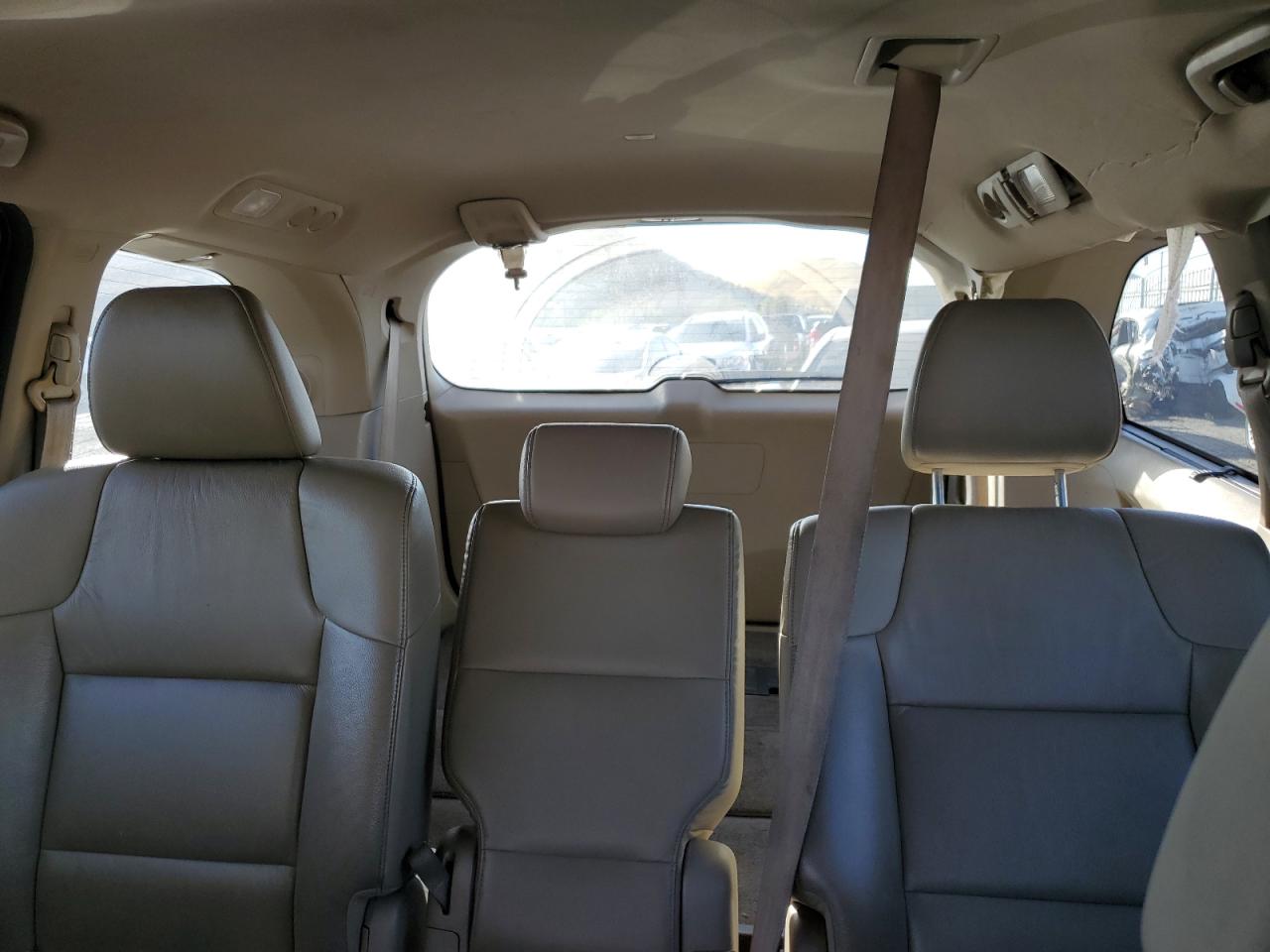 2013 Honda Odyssey - Image 10