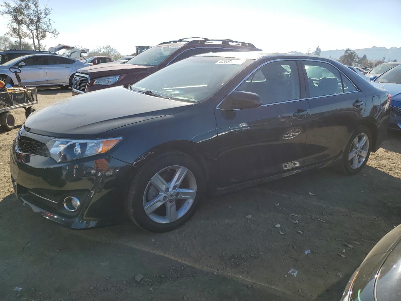 VIN 4T1BF1FK9EU347702 2014 TOYOTA CAMRY no.1