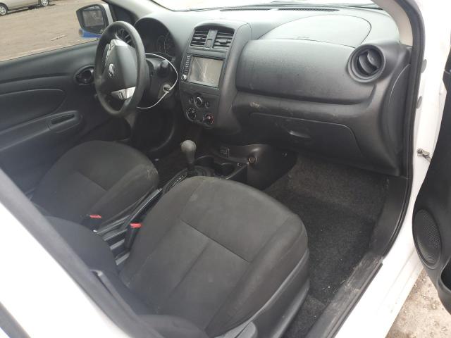  NISSAN VERSA 2019 White