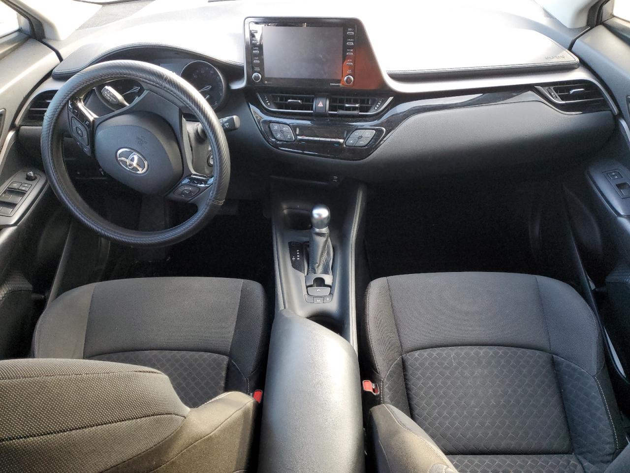2020 Toyota C-HR - Image 8