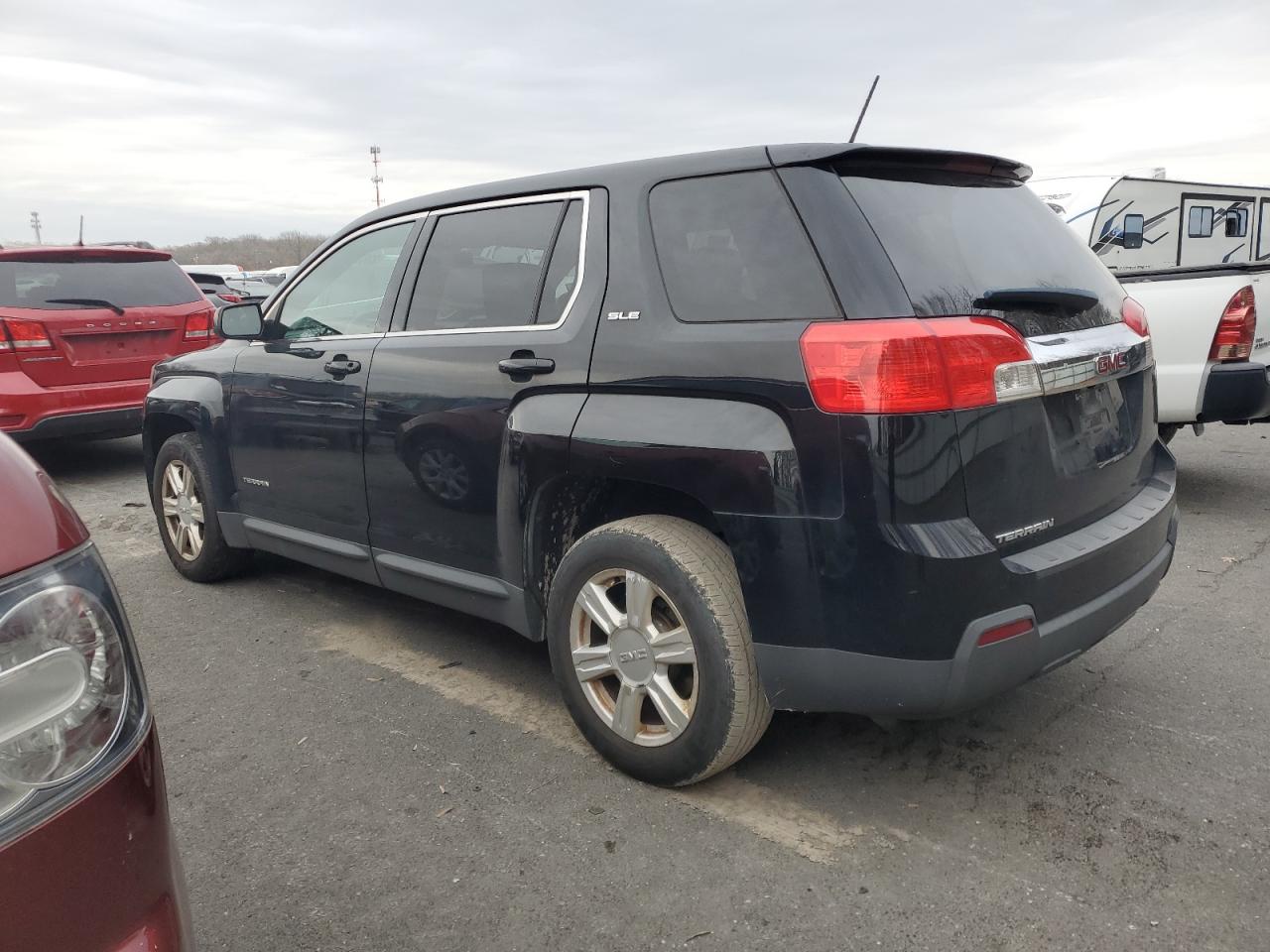 2015 GMC Terrain - Image 2