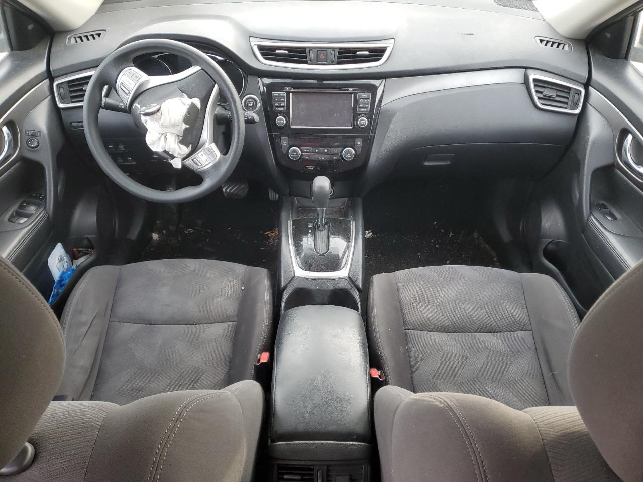 2016 Nissan Rogue - Image 8