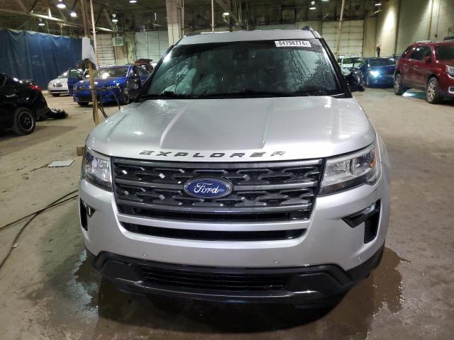  FORD EXPLORER 2019 Srebrny
