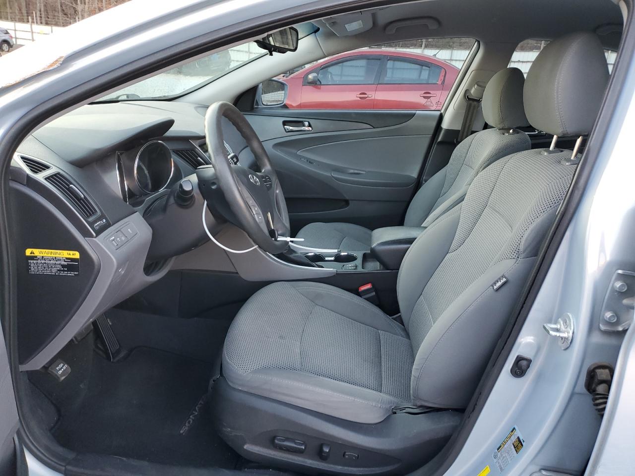 2014 Hyundai Sonata - Image 7