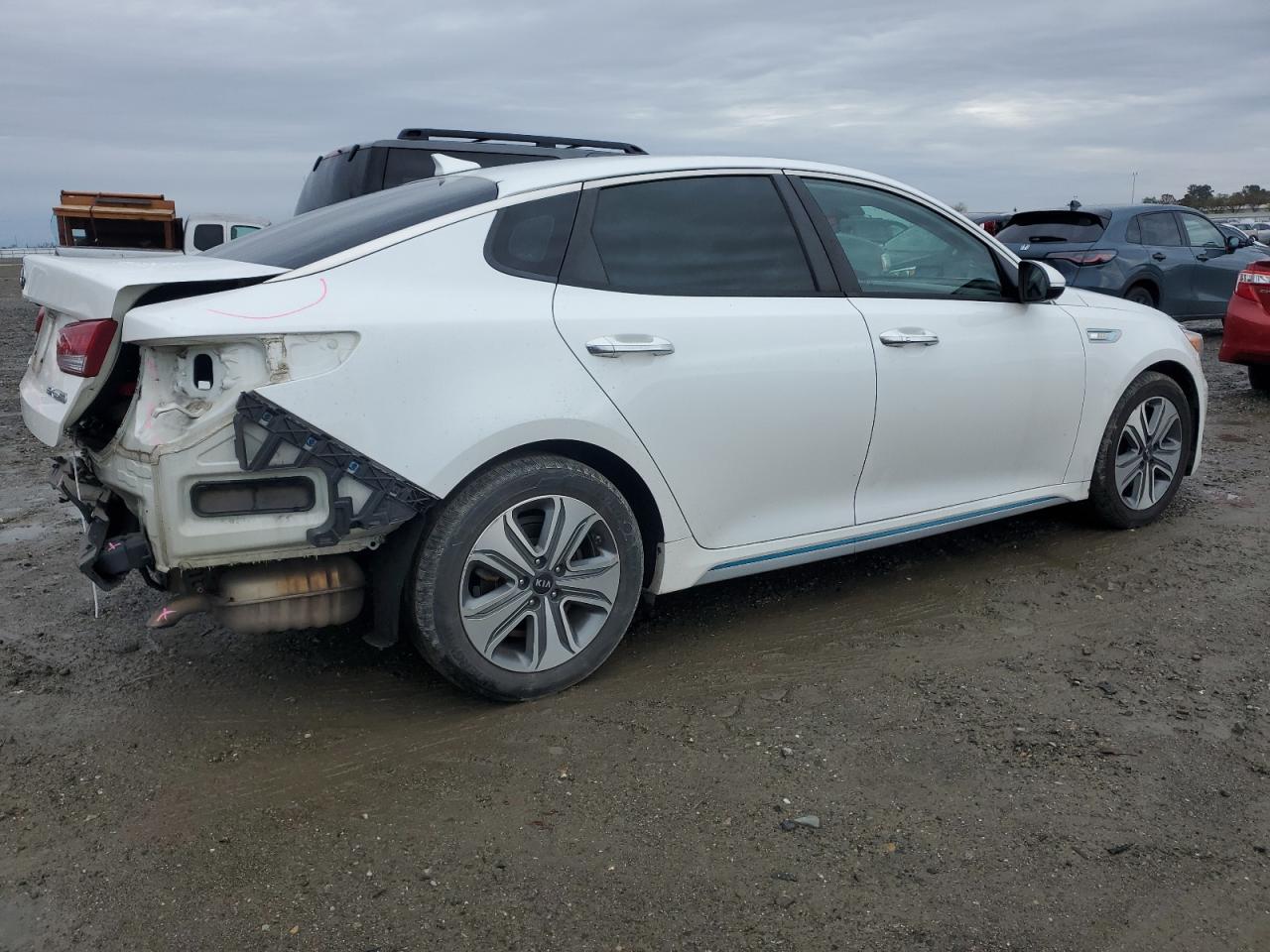 VIN KNAGV4LD8J5022979 2018 KIA OPTIMA no.3