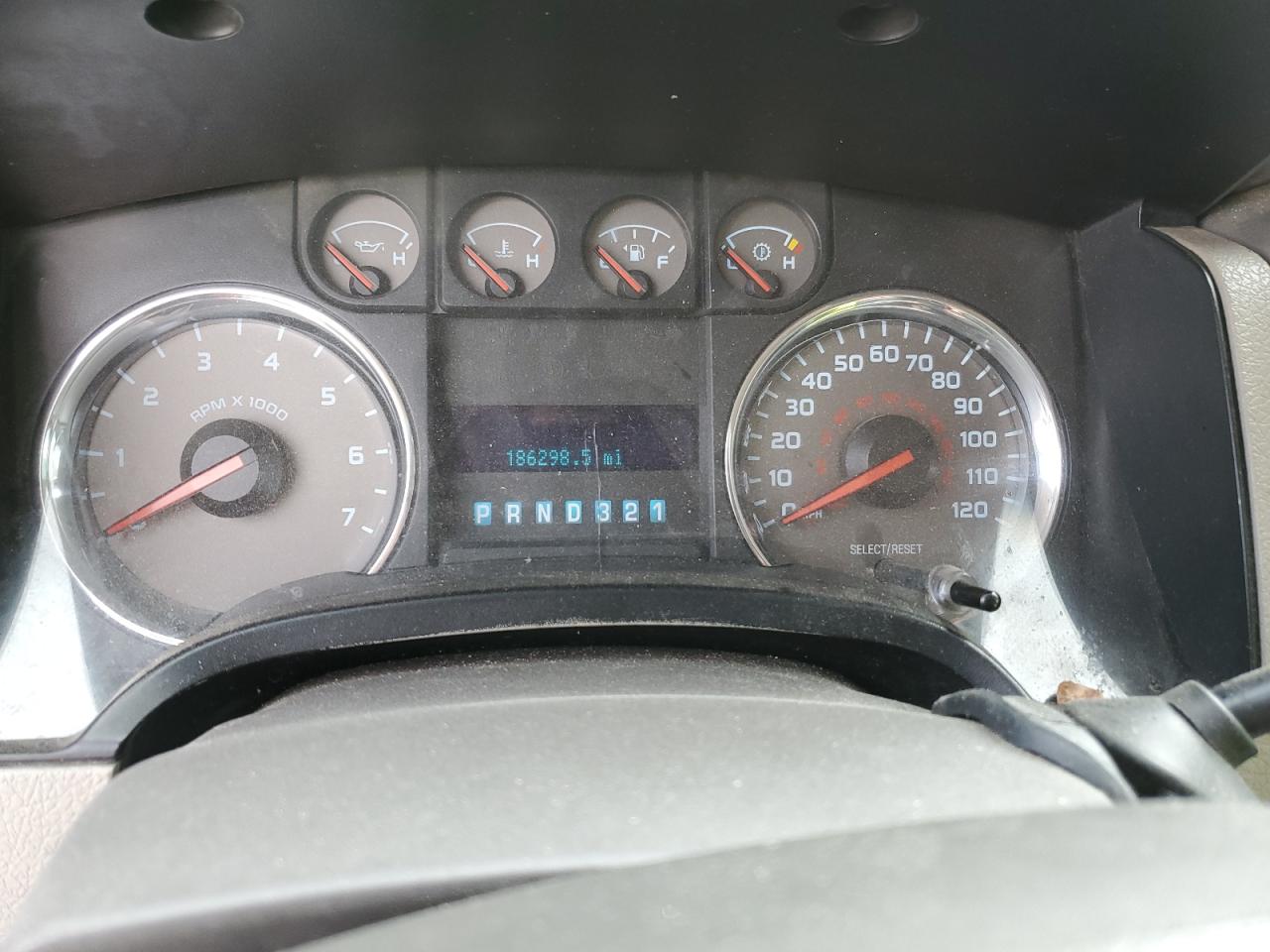 2010 Ford F-150 - Image 9