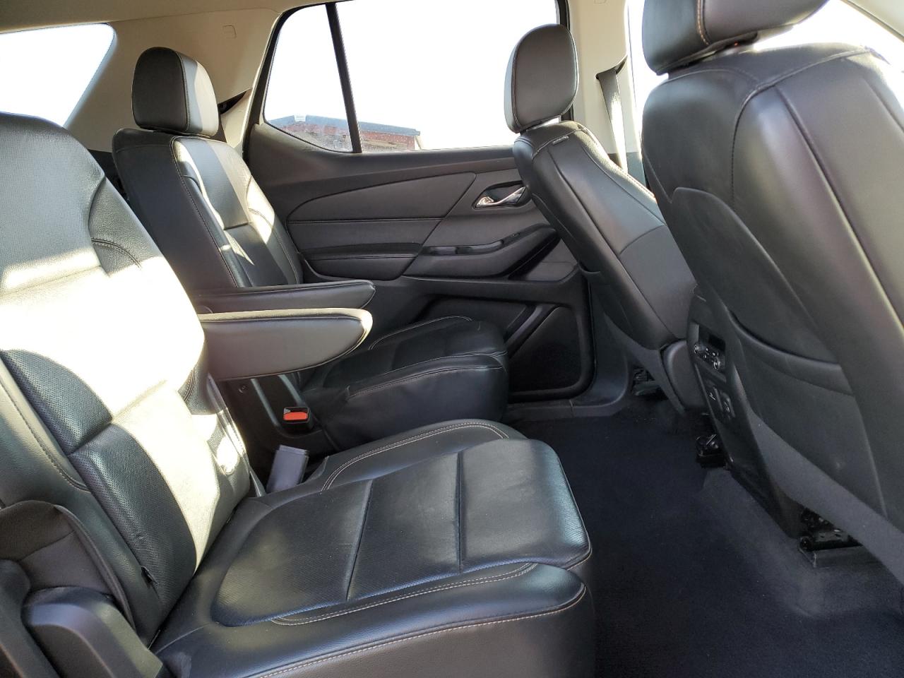 2020 Chevrolet Traverse - Image 11