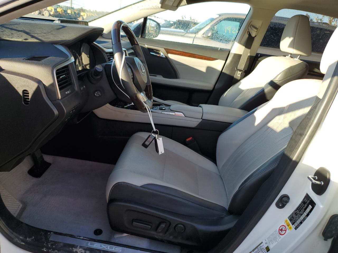 2019 Lexus RX - Image 7