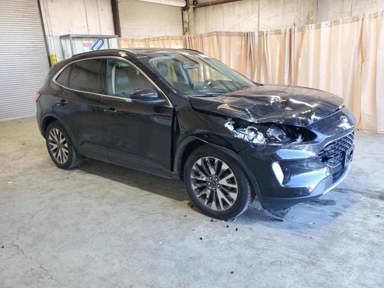 2020 Ford Escape - Image 4