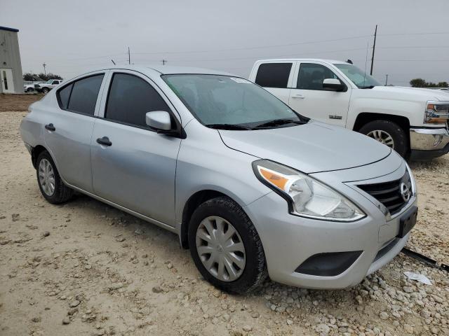  NISSAN VERSA 2016 Сріблястий