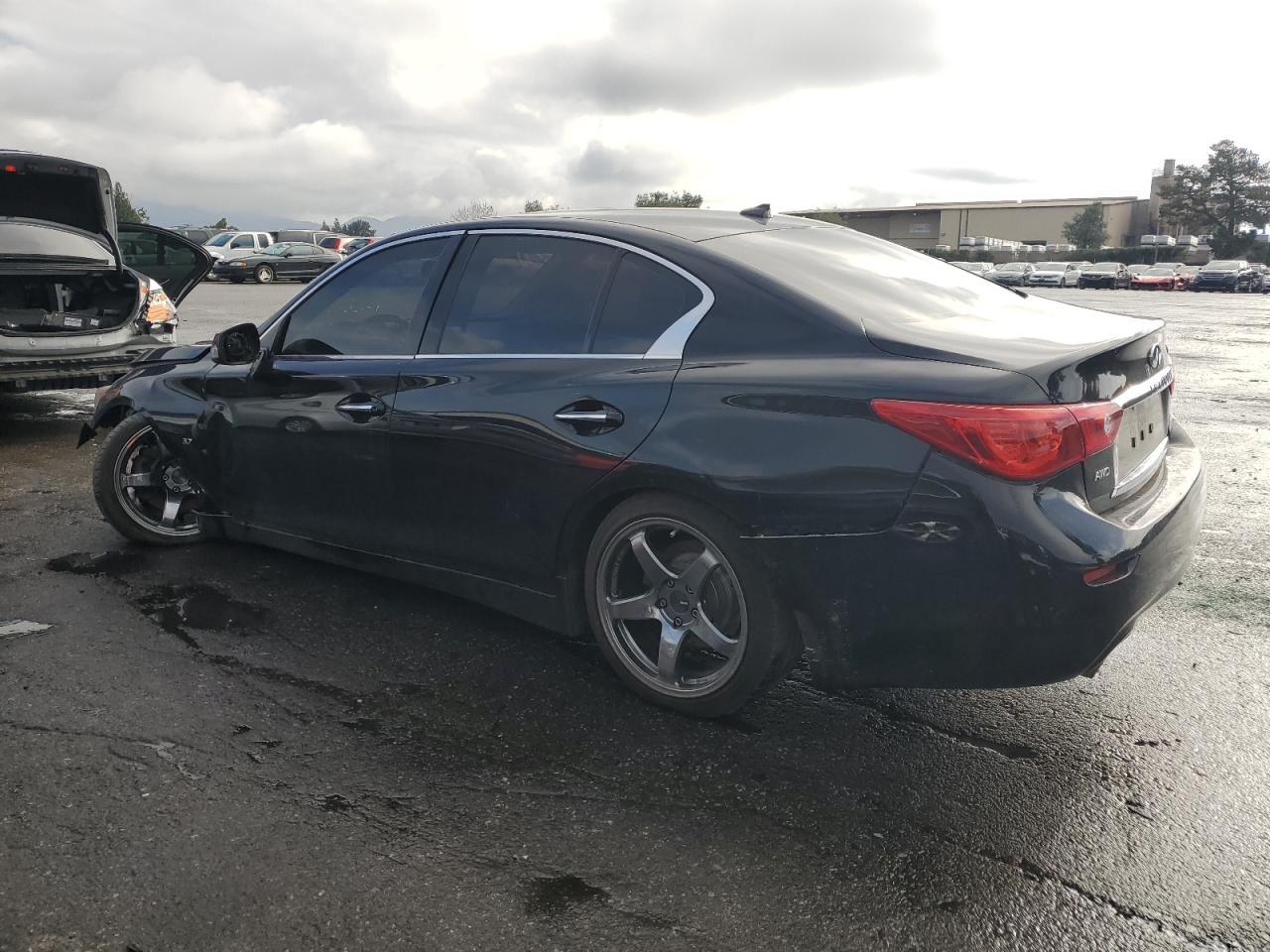 VIN JN1BV7AR0FM418756 2015 INFINITI Q50 no.2