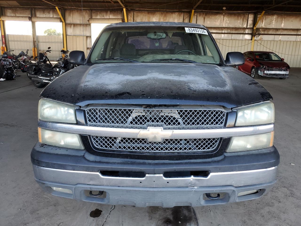 2003 Chevrolet Avalanche - Image 5
