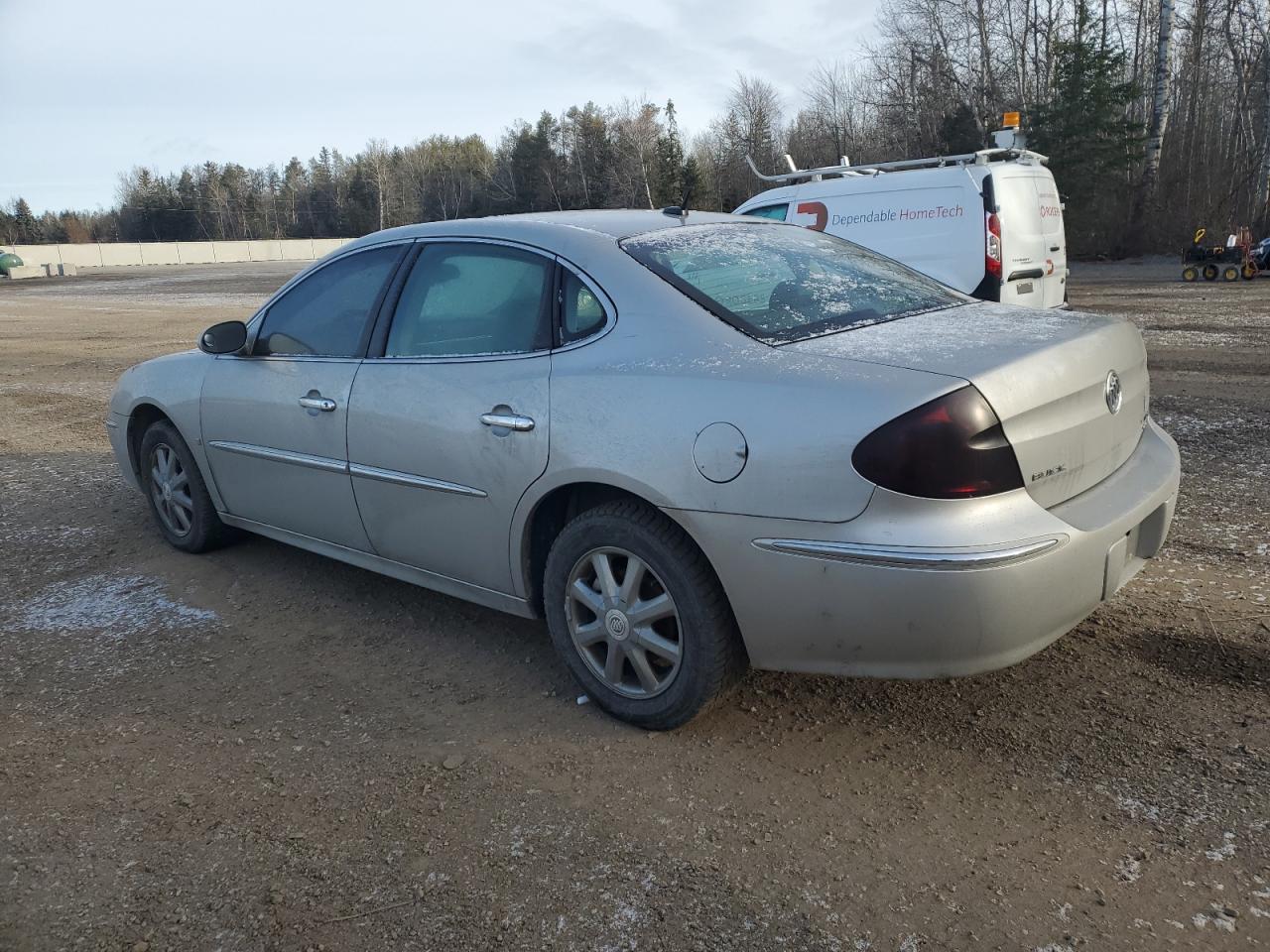 2008 Buick Allure - Image 2