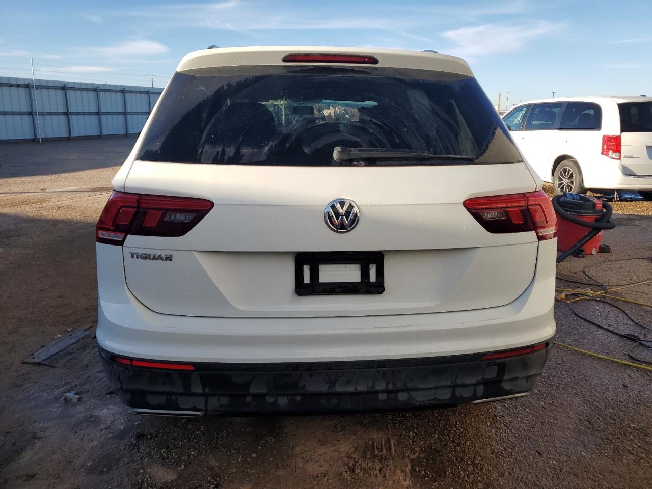 VIN 3VV1B7AX4KM110666 2019 VOLKSWAGEN TIGUAN no.6