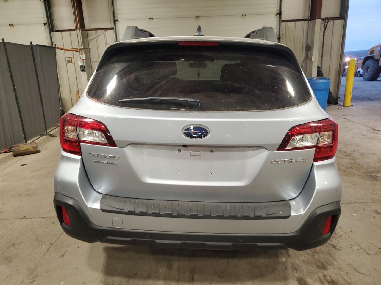 2018 Subaru Outback - Image 6