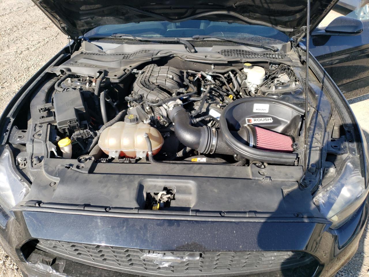 2017 Ford Mustang - Image 11