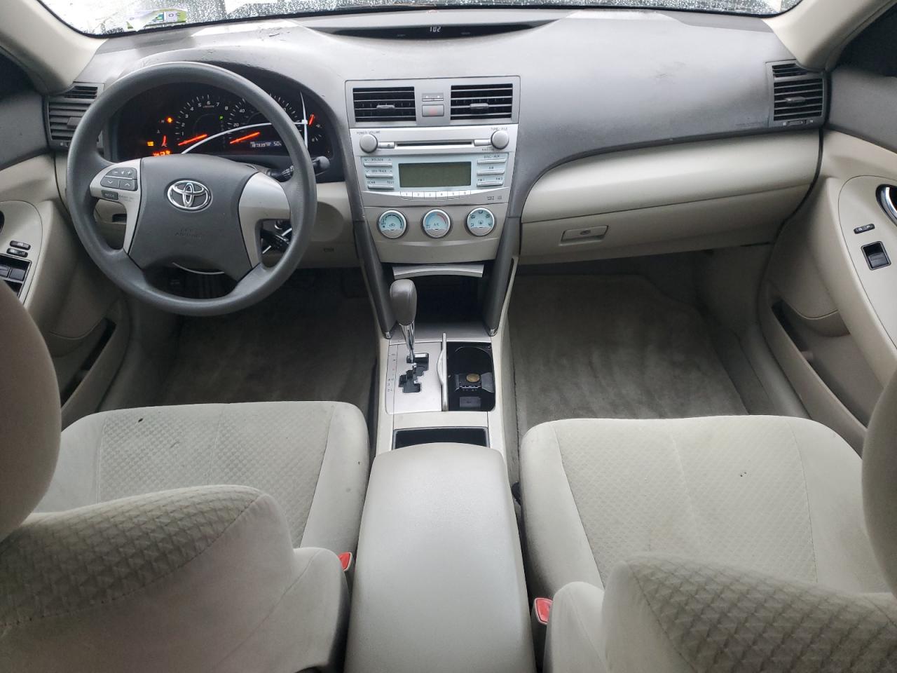 2009 Toyota Camry - Image 8