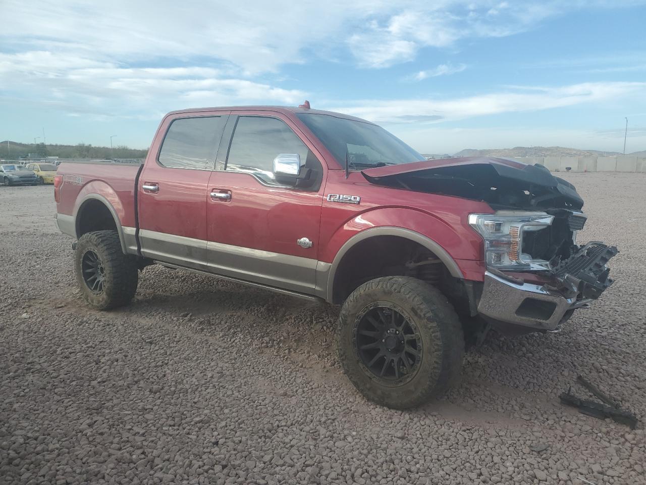 VIN 1FTEW1E47KFD22320 2019 FORD F-150 no.4