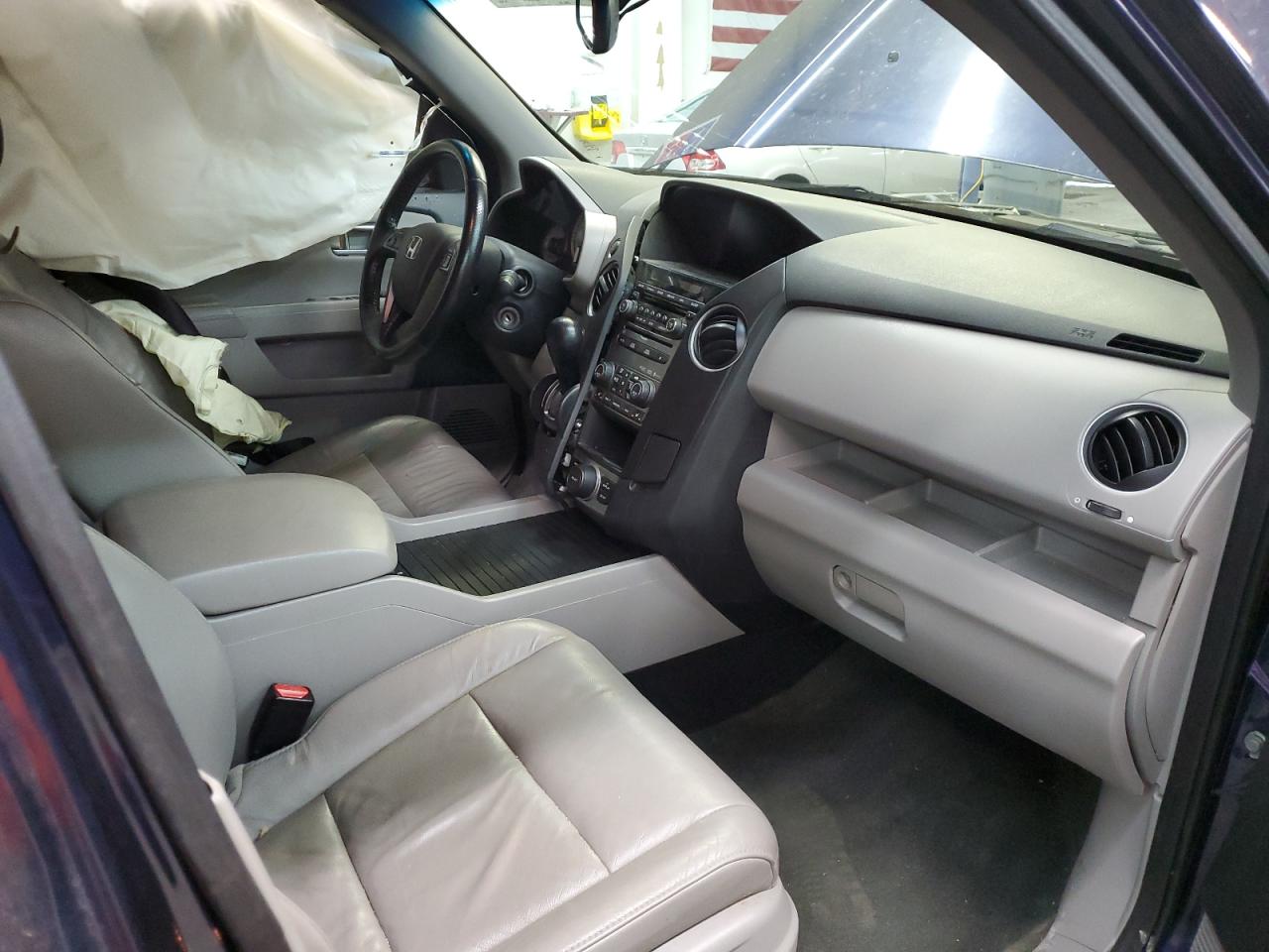 2015 Honda Pilot - Image 8