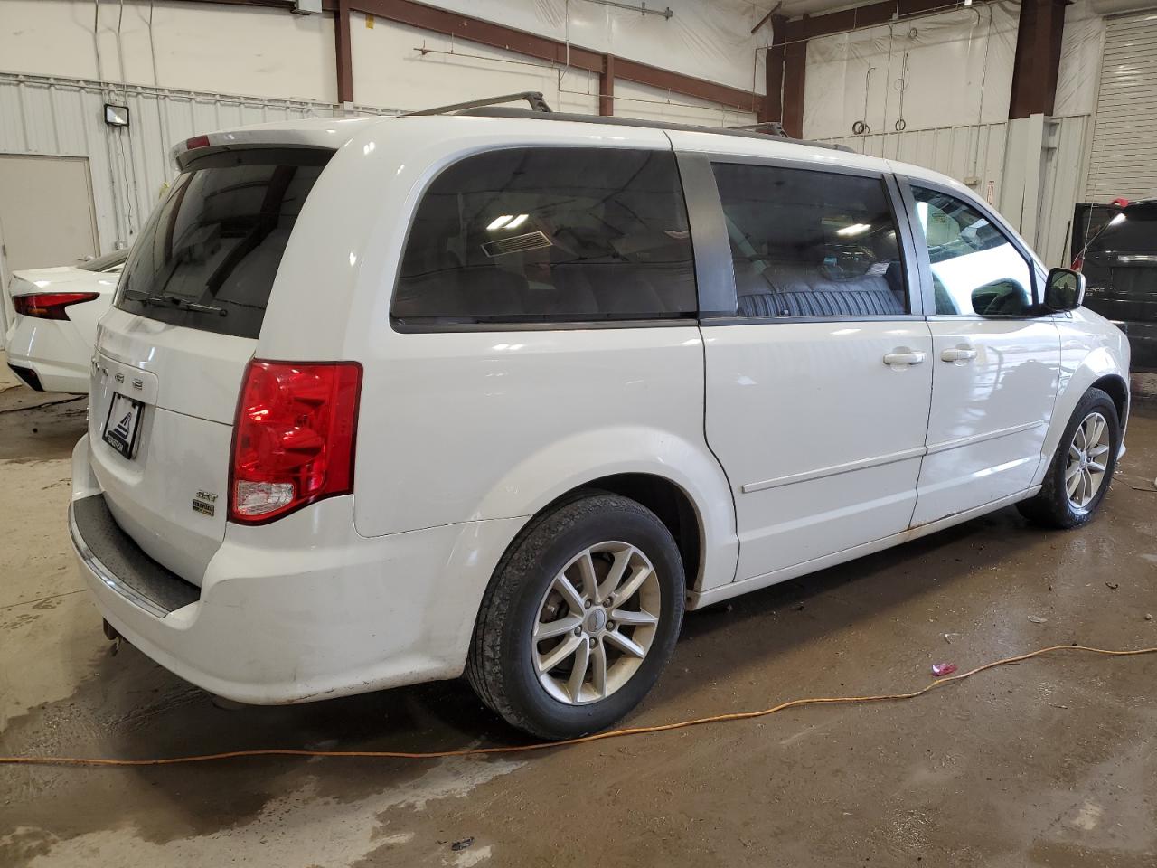 2015 Dodge Caravan - Image 3