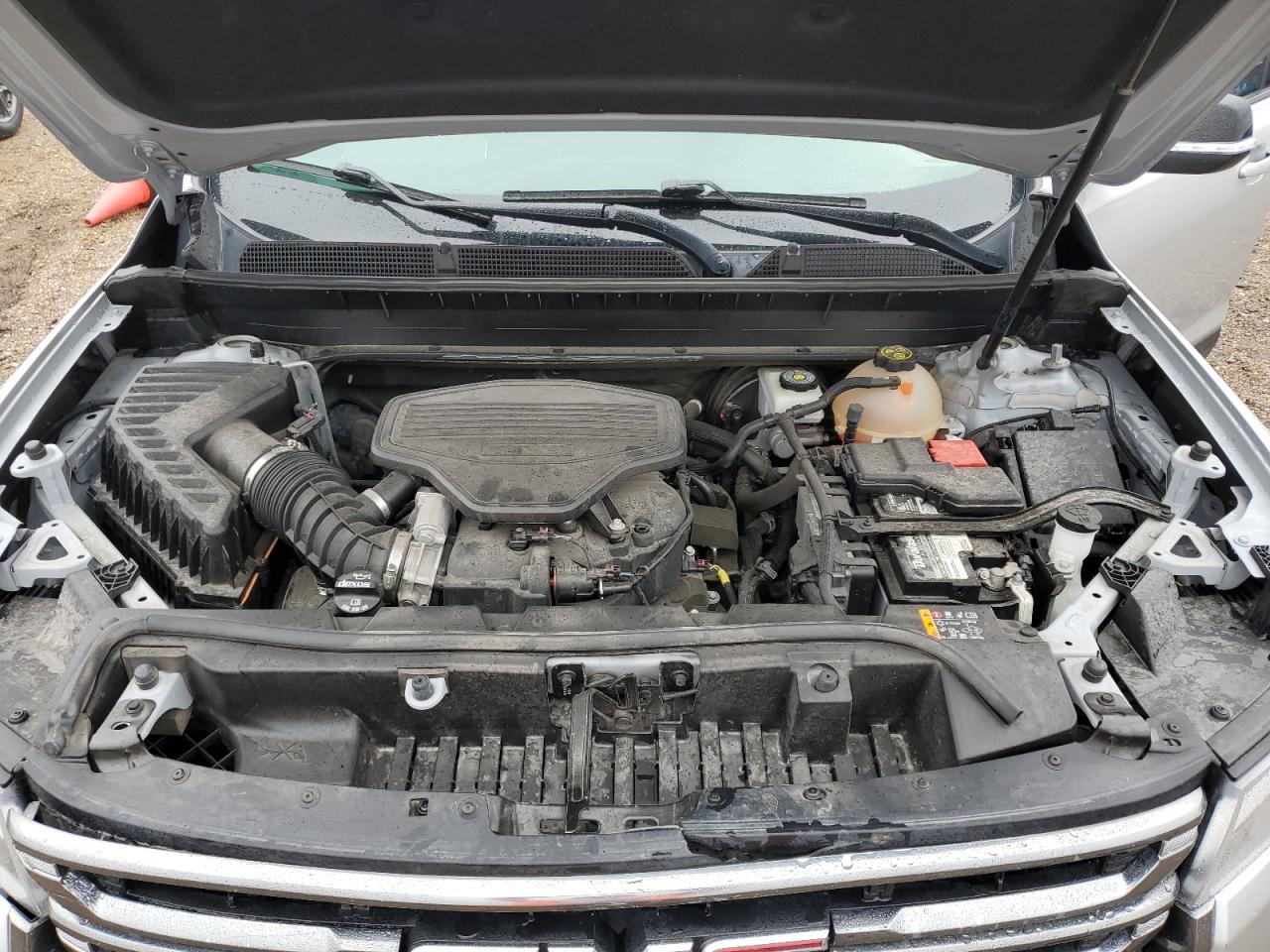 2020 GMC Acadia - Image 13
