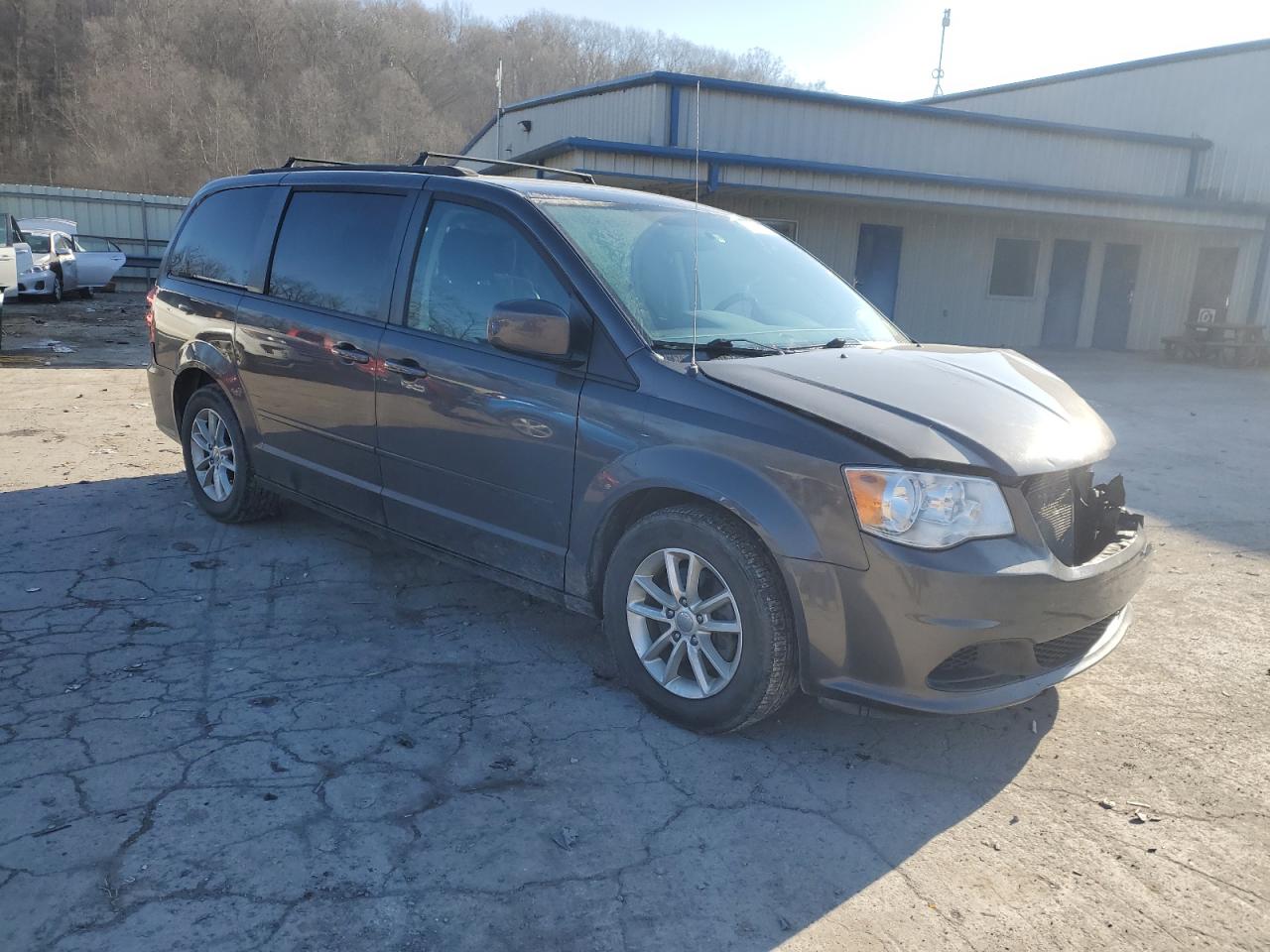 2016 Dodge Caravan - Image 4