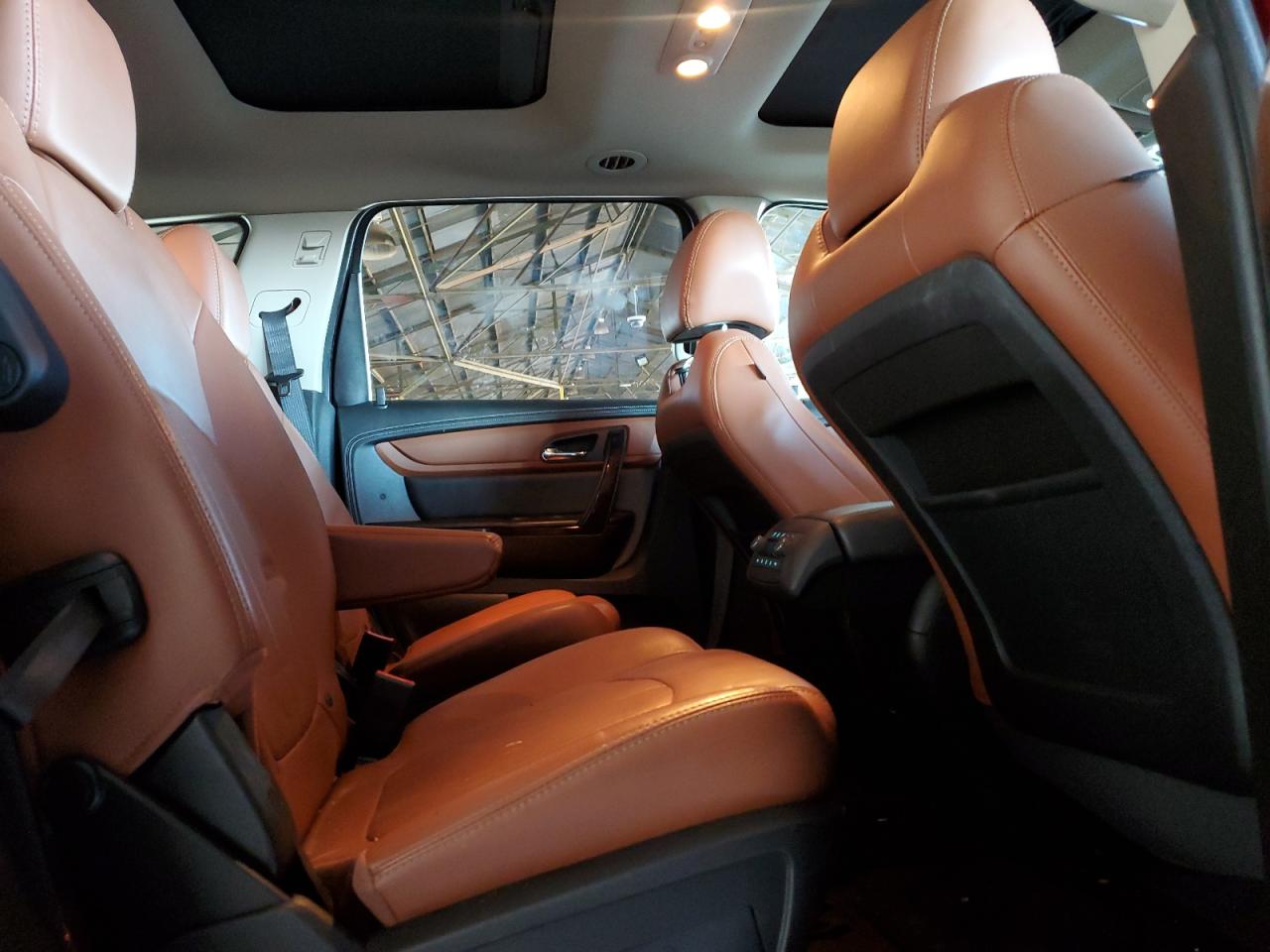2016 Chevrolet Traverse - Image 11